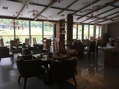 大堂-芳草地度假酒店·野炉中餐厅