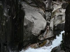 -鄣山大峡谷