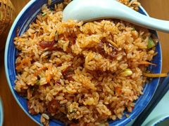 -包整·丝娃娃(一览甲秀楼风景店)