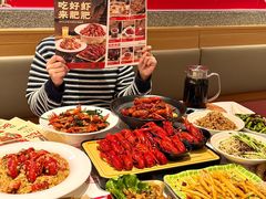 -肥肥虾庄·金牌油焖大虾(汉口城市广场店)