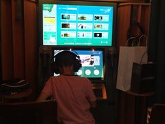 -鸿通城购物中心