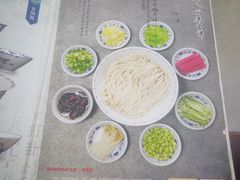 -海碗居老北京炸酱面(增光路店)