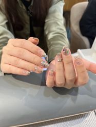 -UGIRL有个美甲