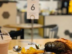 -HELLO 27 意面·沙拉·帕尼尼