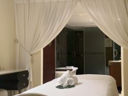 -尊尚柏丽美容SPA