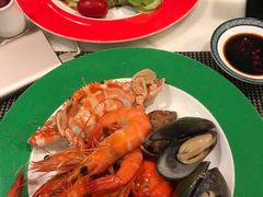 -深圳富苑皇冠假日套房酒店