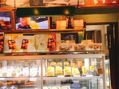 面包甜点陈列柜-东哥面包(江宁大润发店)