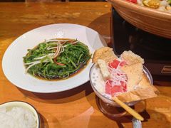 -老滇山寨•云南特色菜•地方菜•民族风情歌舞表演(金碧店)