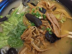 -老妈米线(金座店)