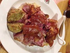 烤猪肘-皇冠自酿啤酒坊(中国红街5号楼店)
