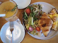海鲜牛油炒蛋牛角-CHILLAX轻乐时(侨建·Hi City店)