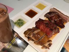 -新大咀港式茶餐厅(宝山万达店)