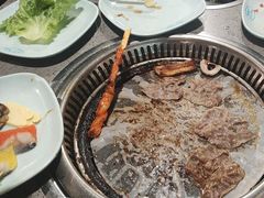 -金滏山烤肉·海鲜·火锅自助餐厅(襄阳万达店)