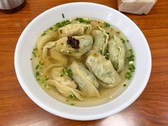 半肉半荠菜大馄饨-蒸好吃馄饨