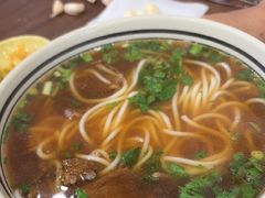 招牌小马牛肉面-小马牛肉面·牛骨熬制(南京博物院店)