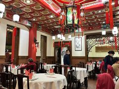 -梅龙镇酒家(南京西路总店)