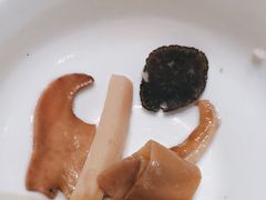 -老滇山寨•云南特色菜•地方菜•民族风情歌舞表演(世纪金源店)