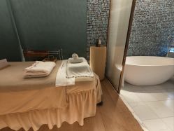 -禾美科技美肤·芳香疗愈SPA联合会所