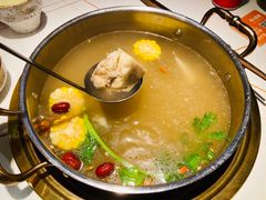 高钙牛骨汤底-牛人日志·鲜牛肉骨汤火锅(万科里瑧店)