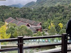-中铁花水湾温泉酒店(大邑店)