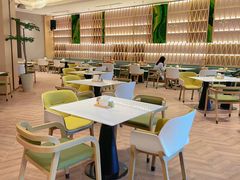 -广州花都融创文旅城希尔顿惠庭酒店