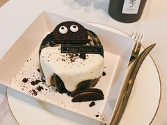 -Fridi Patisserie Cafe