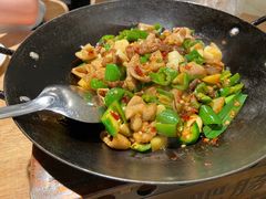 -聚鑫朋酸菜肥肠(文艺路口店)