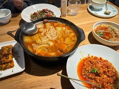 -一坐一忘云南菜(嘉里中心店)