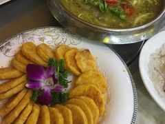 -清真·胖妈妈手抓餐厅(定西路长城宾馆店)