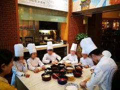 -香格里拉鱼跃地中海西餐厅·牛排披萨