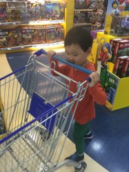 -玩具反斗城(正大广场店)