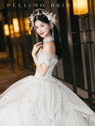 -派丽莫Pellimo原创设计婚纱品牌