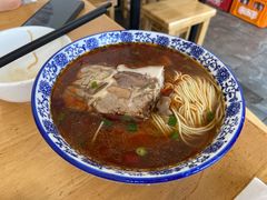 辣酱焖蹄面-裕兴记·三虾面(西北街总店)
