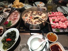 -捞王锅物料理(上海世茂广场店)