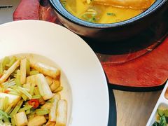 -江宴渔村·鱼鲜土菜(紫荆广场店)