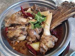 -沪小胖小龙虾(淮海中路旗舰店)