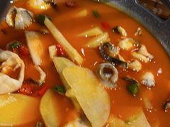 -老滇山寨•云南特色菜•地方菜•民族风情歌舞表演(金碧店)