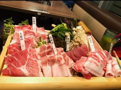 -我那覇豚肉店(カフーナ旭橋店)