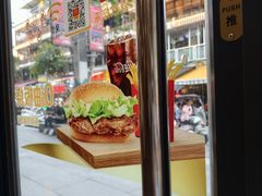 -麦当劳(阳朔益田西街店)