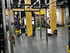 -CrossFit MET综合体能训练馆(朝阳路店)