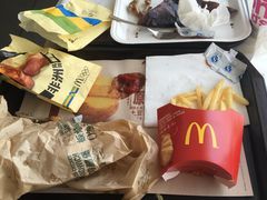 -麦当劳(国际社区店)