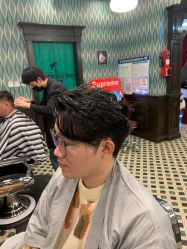 -海文先生国潮烫染男士理发馆