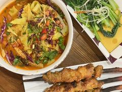 -盾亚新疆餐厅(松江万达广场店)