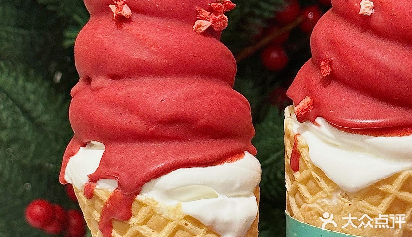 成都太古里！圣诞季新品小甜甜🍦🍓🎄✧*｡🧣♡