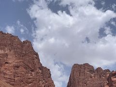 -天山神秘大峡谷