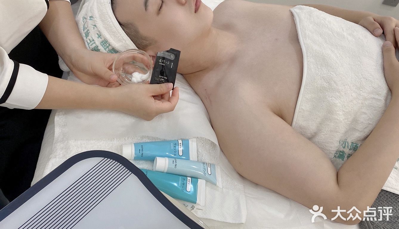 做完POLA黑BA石膏抗糖化皮肤真的会发光
