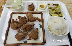Crispy Chicken Rice