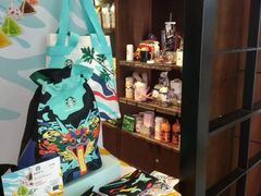 零售区-星巴克(杭州西湖银泰1F店)