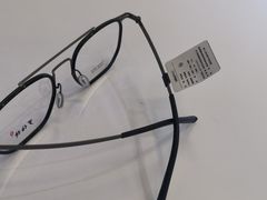 -罗伯特眼镜·蔡司官方授权(前海桂湾店)