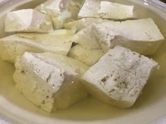 -石磨豆花家常菜·牦牛排土火锅